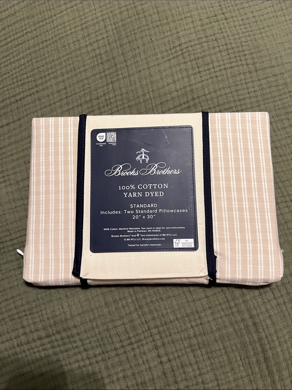 Brooks Brothers 2 standard pillowcases white tan